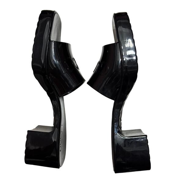 Gucci Rubber Logo Platform Slide Sandal in Black Size 37 Slip-On Open Toe - Picture 8 of 16